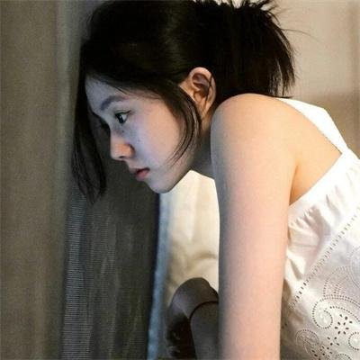三个扑火的少年
